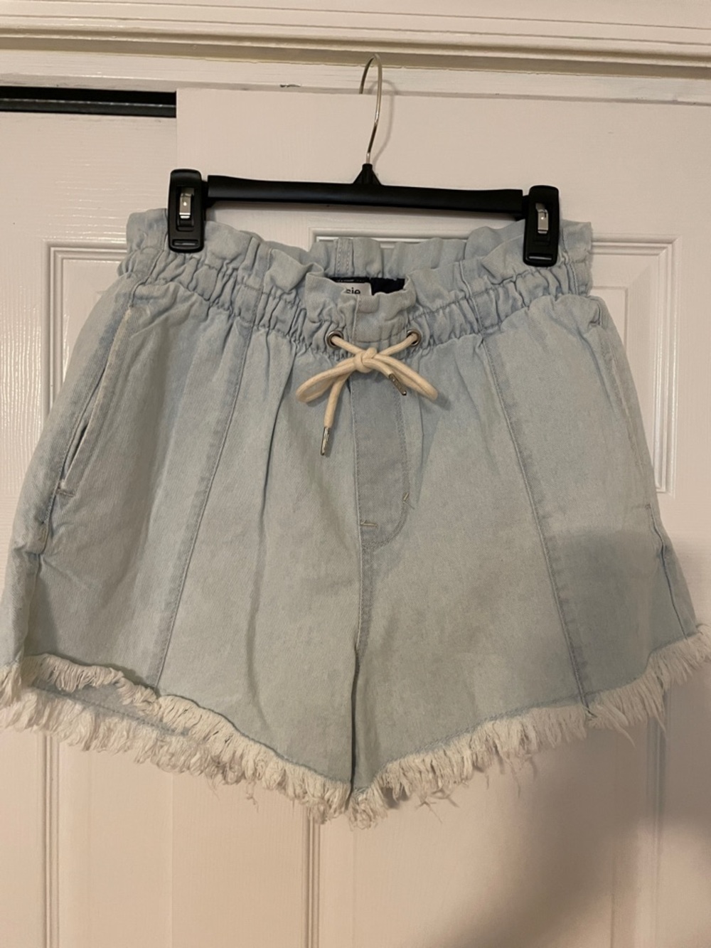 Kensie Light Blue Denim Drawstring Fringe Hem Shorts NWOT